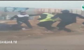 خطير بفاس.. مشرملين وقفو طوبيس بغاو يسرقو بنادم أو بغاو يقتلو مراقبين