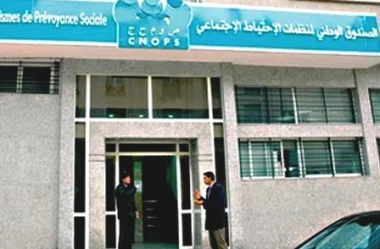 الحسابات "الانتخابوية" تدفع نقابتين إلى عرقلة إخراج مشروع التغطية الصحية للوالدين