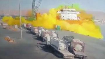 حادث مروع.. انفجار خزان به غاز سام بالأردن وحديث عن عشرات القتلى بفعل "السحابة الصفراء" (فيديو)