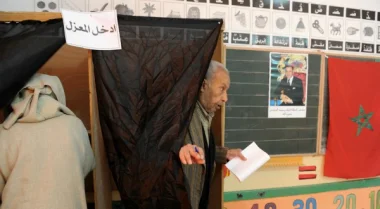 بعد الحديث عن تأجيل الانتخابات، بنكيران يرد بشكل حازم