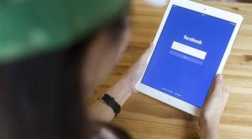 فيس بوك تفضح الأصدقاء مروجي الأخبار المفبركة