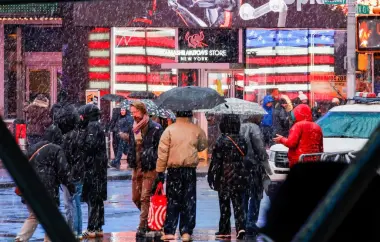 عاصفة ثلجية تعزل شمال شرق أمريكا.. إلغاءات واسعة وحالات طوارئ في عدة ولايات