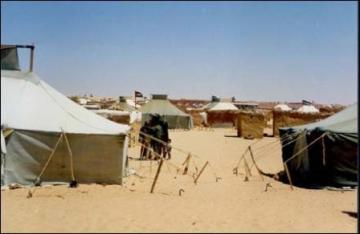 تنسيقية عالمية تطالب برفع الحصار عن المغاربة المحتجزين في مخيمات تندوف