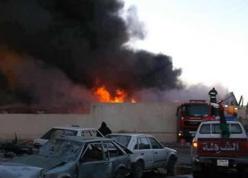 ليبيا تطلب مساعدة دولية لإخماد حريق بمستودعات للنفط والغاز