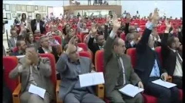 لحظة تصويت شباط لادريس أزمي  لرئاسة المجلس الجماعي