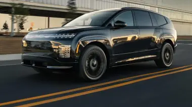 هيونداي تكشف عن أيونيك 9 “Black Ink” كأفخم SUV كهربائية لديها