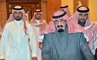 صحيفة إيرانية : سُقـوط صنعاء مُقدمة لسقوط آل سعود