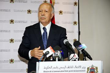خالد الناصري ينفي الزيادة في أجور كبار موظفي الدولة 