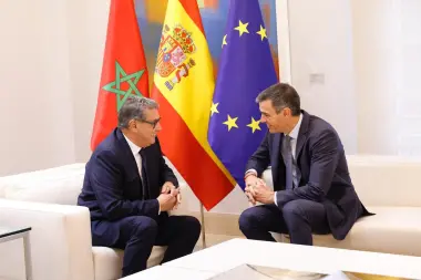 مباحثات مكثفة بين أخنوش وبيدرو سانشيز بمدريد