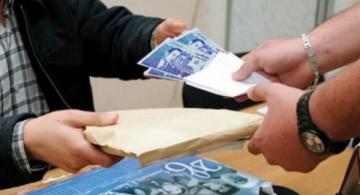 كان سيتقاعد هذا الشهر.. القضاء يصدر حكمه في حق "قايد" ضبط متلبسا باستلام رشوة مليونية بمراكش
