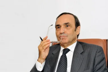 عاجل .. والدة رئيس مجلس النواب في ذمة الله وابنها يعود للمغرب لحضور جنازتها