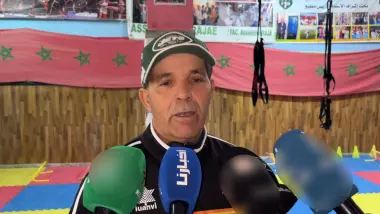 إشراك بطلة وطنية في منافسات “الباراتايكواندو” رغم عدم معاناتها من أي إعاقة.. أستاذها يكشف التفاصيل