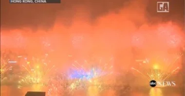 بث مباشر.. الصين تستقبل العام الجديد بآلاف الألعاب النارية