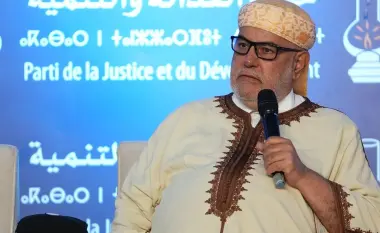 "حمد الله حيت ماشي أستاذ".. تصريحات غريبة من بنكيران تجر عليه موجة انتقادات