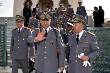 الجنرال الوراق يُعاقب ضباطا في الجيش المغربي بالصحراء