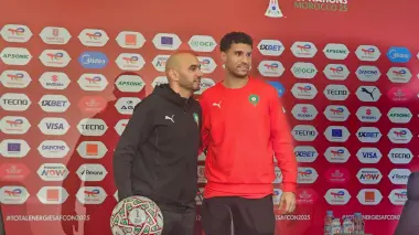 هل تهدد نيجيريا كرسي المدرب؟ جواب جريء من الركراكي قبل موقعة نصف نهائي كان المغرب