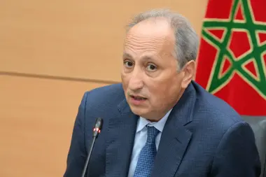 محمد برادة وزير التربية الوطنية والتعليم الأولي والرياضة
