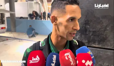 بانون: الفريق لم يصل بعد إلى الجاهزية ونعد الجماهير بتحسين الأداء... تصريحات  مدرب الرجاء وطوميسونغ