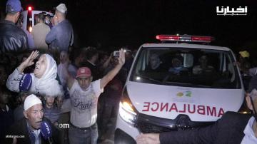لمن خليتنا أخويا ياسين.. لحظة وصول جثمان ياسين الداودي رئيس جماعة گيسر وسط بكاء وإغماءات