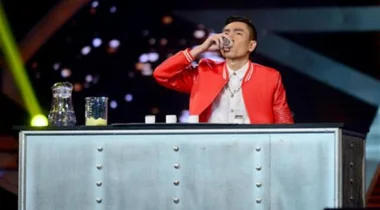 ساحر يبتلع حمضاً بطريق الخطأ في برنامج مواهب