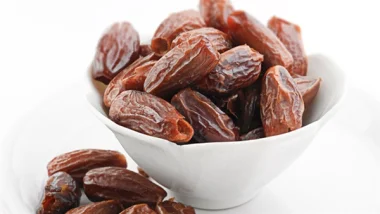 الأسباب العلمية للإفطار على الـ"تمر"