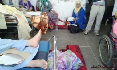 فظيع جدا : مرضى يصرخون و أطباء غائبون في مشهد يدمي القلوب ( الفيديو )