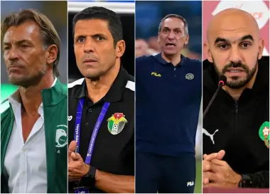 بعد إقالة رونار ورفض الركراكي وعموتة.. السعودية تستنجد بخدمات مدرب طرده فريق إسرائيلي بسرعة!