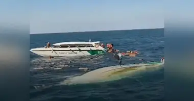 بالفيديو...مقتل سائحة روسية وإصابة 21 آخرين في حادث تصادم بحري في تايلاند