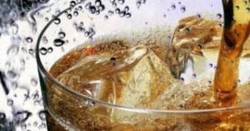 المياه الغازية تحتوى على 11 ضعف كمية الملح بمياه الشرب