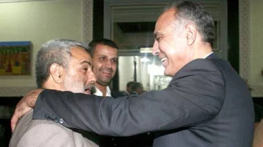 الاستغناء عن بعض الوزراء هو العقبة المتبقية في طريق مزوار وبنكيران