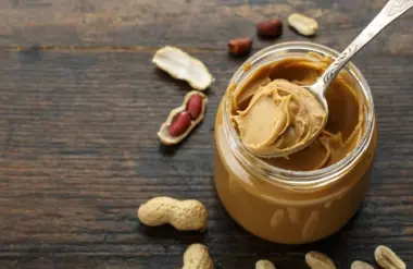 زبدة الفول السوداني تعزز قوة العضلات لدى كبار السن