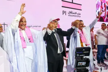 أمام أكثر من 4500 من أنصار الاستقلال بالداخلة.. "بركة" يرفع سقف الرسائل السياسية ويعلن أولوية الحكم الذاتي (فيديو)