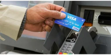 عمليات مشبوهة تثير مخاوف حاملي بطائق الأداء البنكية بالمغرب