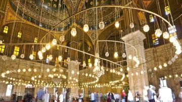 الافتاء المصرية: المعصية أحيانا أفضل من الطاعة!