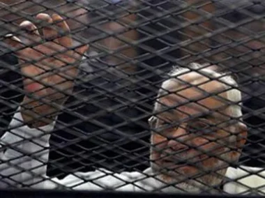 مصر : براءة مرشد الإخوان السابق في قضية "إهانة" القضاء 