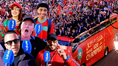 فرحة هيستيرية لآلاف الجماهير المغربية في استقبال تاريخي لأشبال الأطلس بعد الفوز بكأس العالم للشبان
