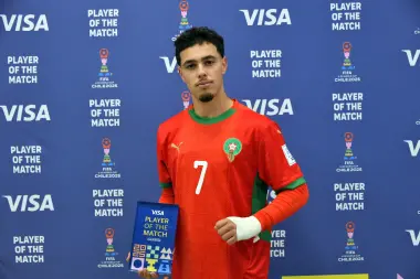 "عثمان معما" يجني ثمار تألقه في مباراة فرنسا