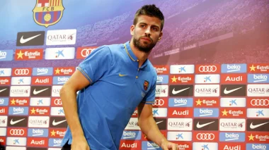 بيكيه يُثير الجدل مجددا : أتمنى الخسارة لريال مدريد