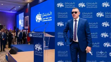 ضربة معلم".. "البام" يستقطب رجل أعمال شاباً بخبرة سياسية مهمة وتجربة واسعة في إفريقيا
