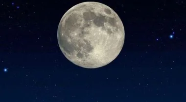 اعتقال أمريكي بتهمة إطلاق نار على القمر