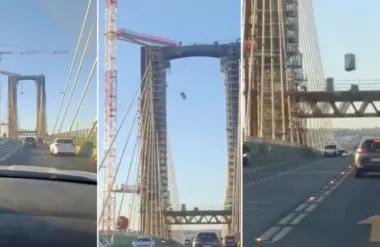 إسبانيا.. لحظة سقوط مرحاض متنقل من جسر على طريق مزدحم (فيديو)