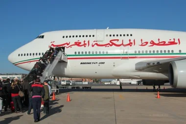 إضراب مضيفي الطيران يشل رحلات طائرات "لارام" و ادارة الشركة تصف الإضراب بالعشوائي