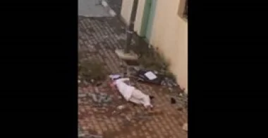 بالفيديو.. نهاية مؤلمة لطالب حاول الهرب قفزا من سور المدرسة