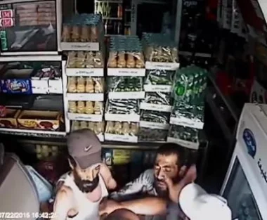 باشا مدينة ‫‏المحمدية‬ يصفع تاجرا