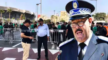والي أمن الدار البيضاء يشرف ميدانيا على تأمين دخول جماهير الرجاء "بدونور" قبل قمة الجيش الملكي
