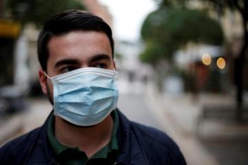 كيف نرتدي ونستخدم وننزع ونتخلص من الكمامة؟