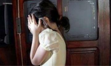 صادم…إقدام شابة على حرق الأعضاء التناسلية لابنة زوجها البالغة من العمر 6 سنوات بمكناس!