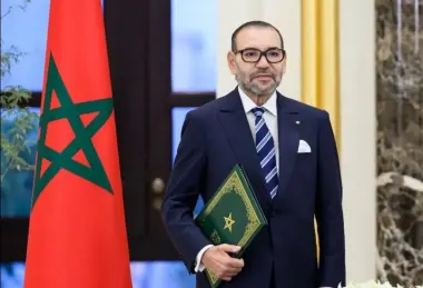 "لاراثون" الإسبانية تُعنوِن: لماذا يربح المغرب دائماً؟ فك شفرات "الدهـاء" الدبلوماسي في المعارك الدولية الكبرى؟