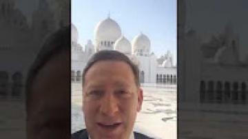 المتحدث باسم الحكومة البريطانية: صوت الأذان رائع و جميل