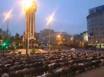 دعاء أهالي حمص في رمضان - مؤثر جداً